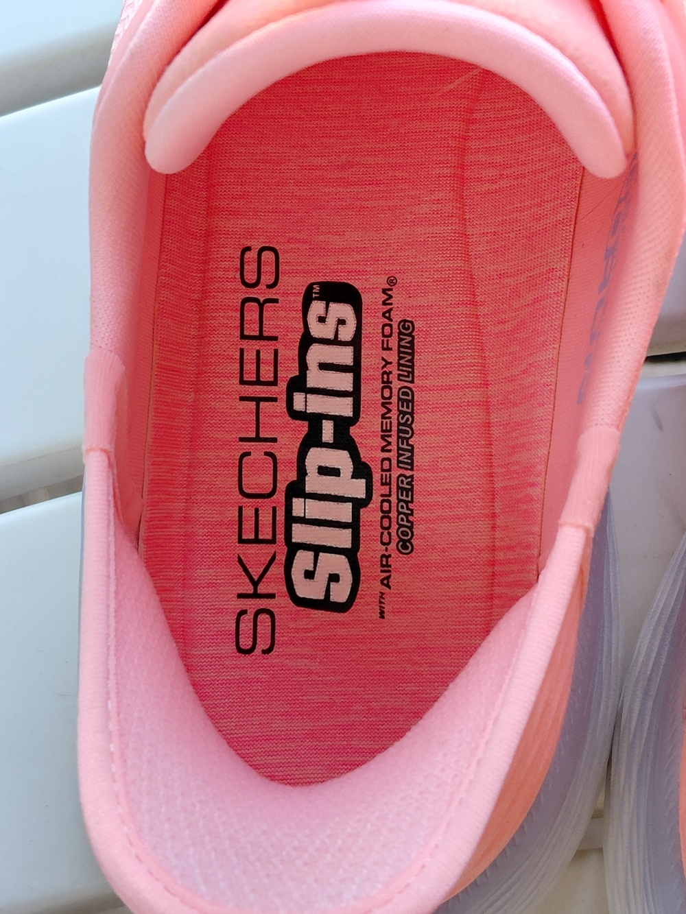 Sketchers Slip In - Picture 4 of 13